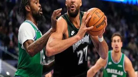 我国游泳巨星约瑟林荣登国际游泳名人殿堂